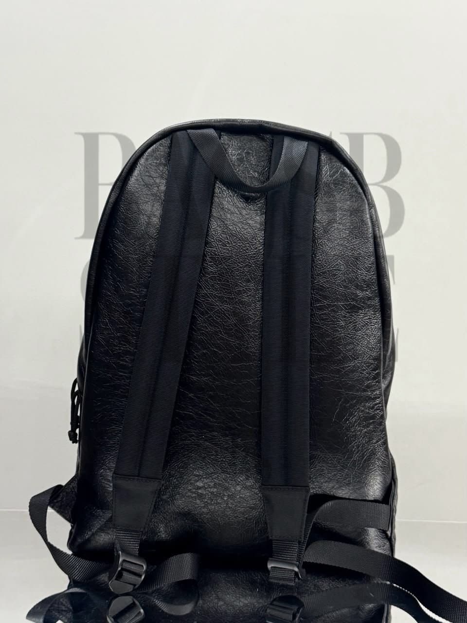 BALENCIAGA MEN'S BALENCIAGA X AUTOMOBILI LAMBORGHINI EXPLORER BACKPACK IN BLACK 5032212AB0R1000 (47*35*20cm — Bags