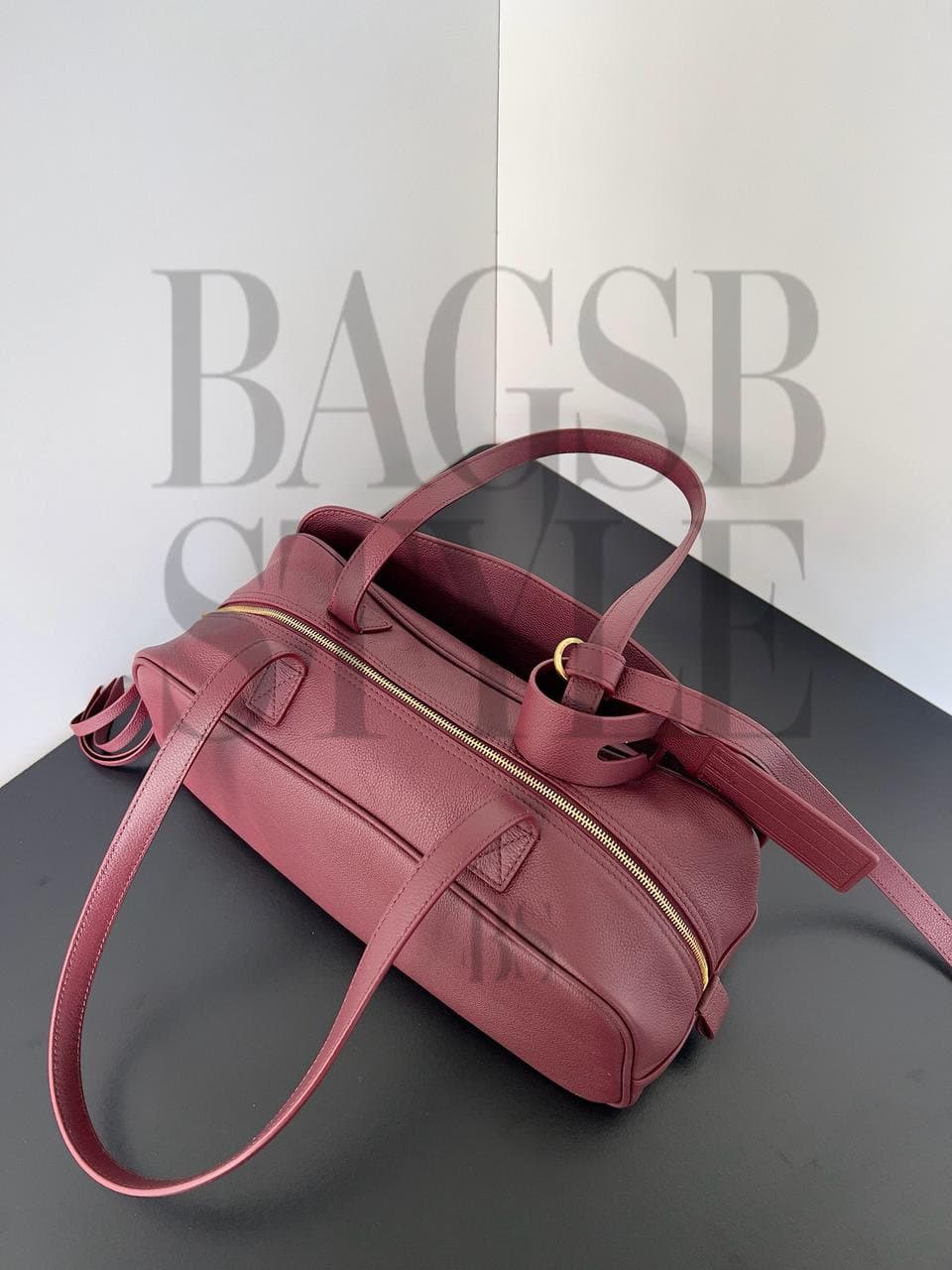 BALENCIAGA SMALL LEATHER CARRIE BOWLING TOP-HANDLE BAG 8329202 (31*12*12cm) — Bags