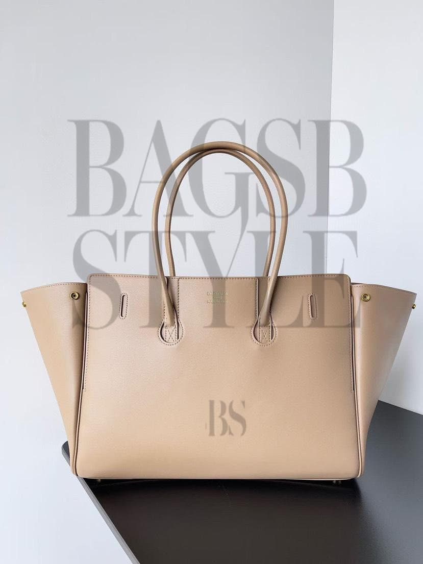 BALENCIAGA WOMEN'S BEL AIR CARRY ALL BAG SMALL IN LATTE 8125452ABAV2621 (29.5*20.3*11.9cm) — Bags