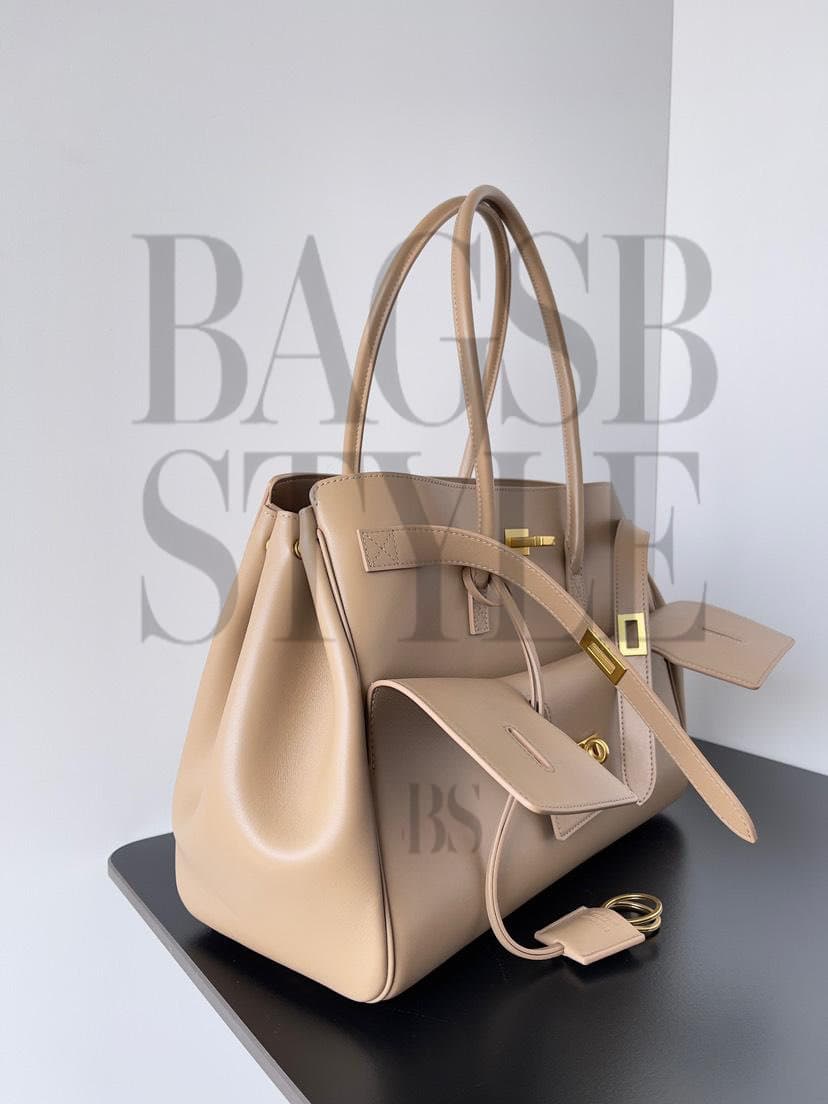 BALENCIAGA WOMEN'S BEL AIR CARRY ALL BAG SMALL IN LATTE 8125452ABAV2621 (29.5*20.3*11.9cm) — Bags