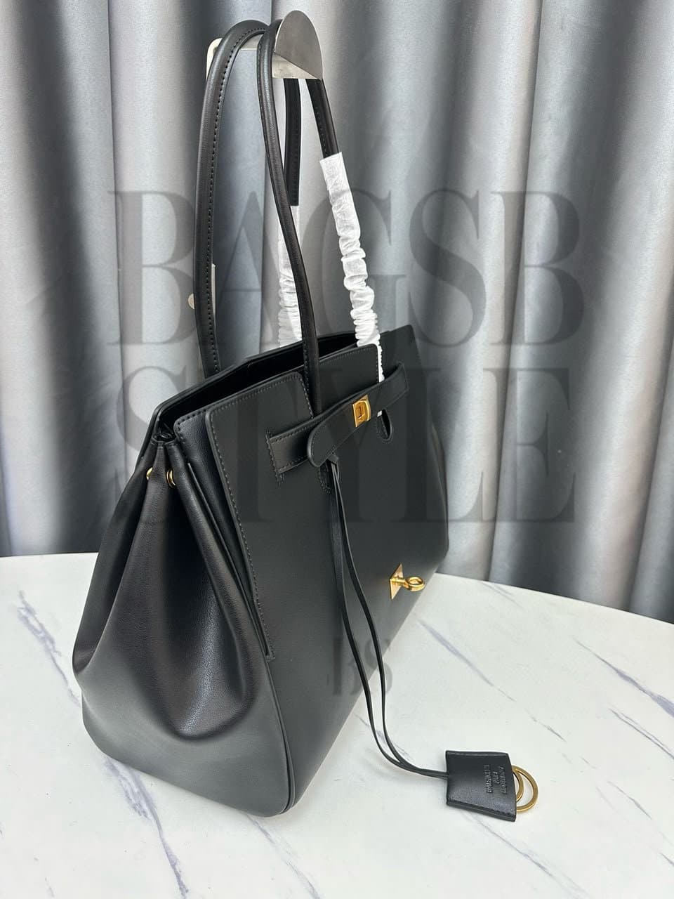 balenciaga Womenu2019s Bel Air Small In Black