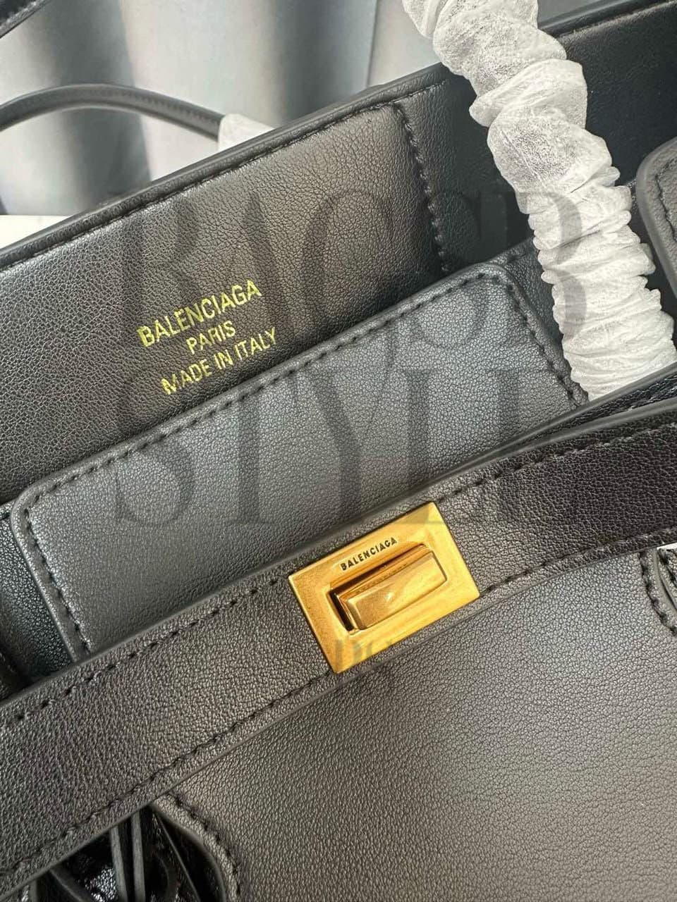 balenciaga Womenu2019s Bel Air Small In Black