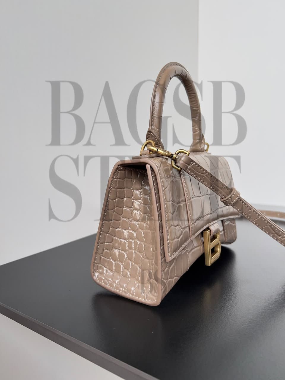 BALENCIAGA WOMEN'S HOURGLASS HANDBAG XS IN BROWN 5928331LL6Y3710 (18.8*13*7.9cm) — Bags