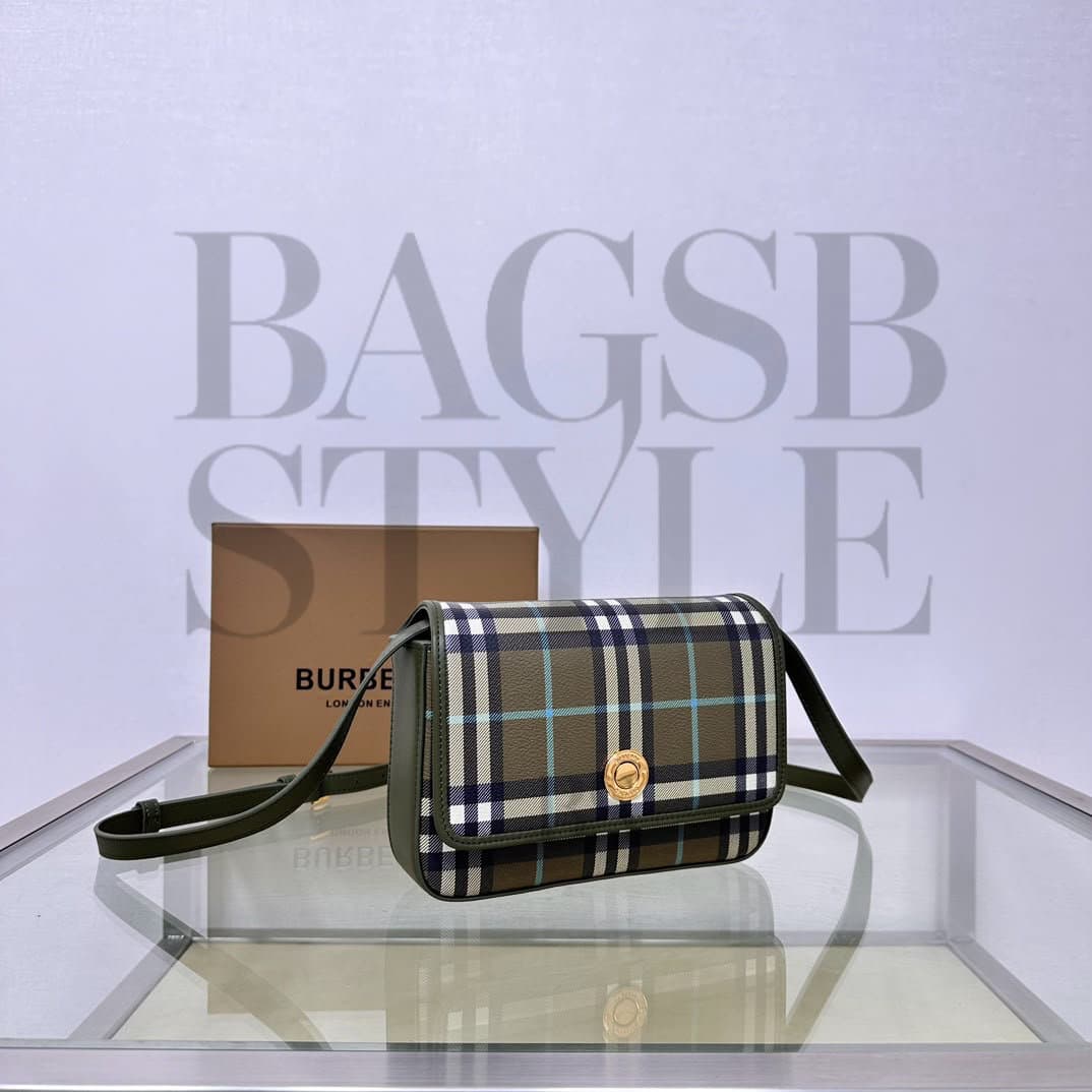 BURBERRY SINGLE SHOULDER CROSSBODY BAG (20*13.5*4.7cm) — Bags