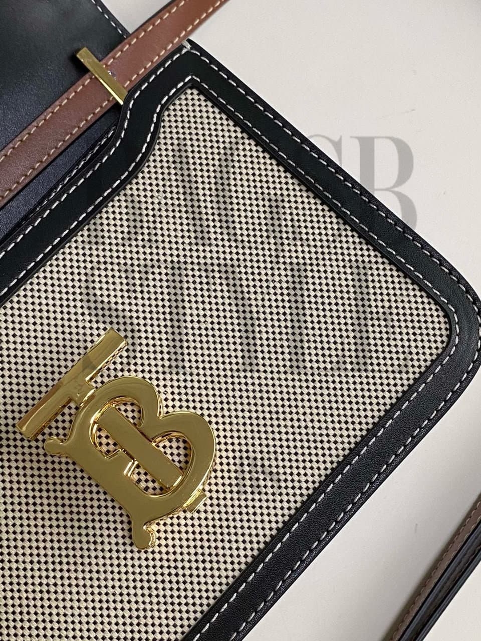 BURBERRY TB CROSSBODY BAG 80306661 (21 × 16 × 6 cm) — Bags