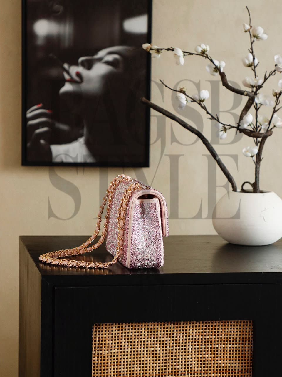CHANEL EVENING BAG AS4297 (20 × 13 × 8 cm) — Bags
