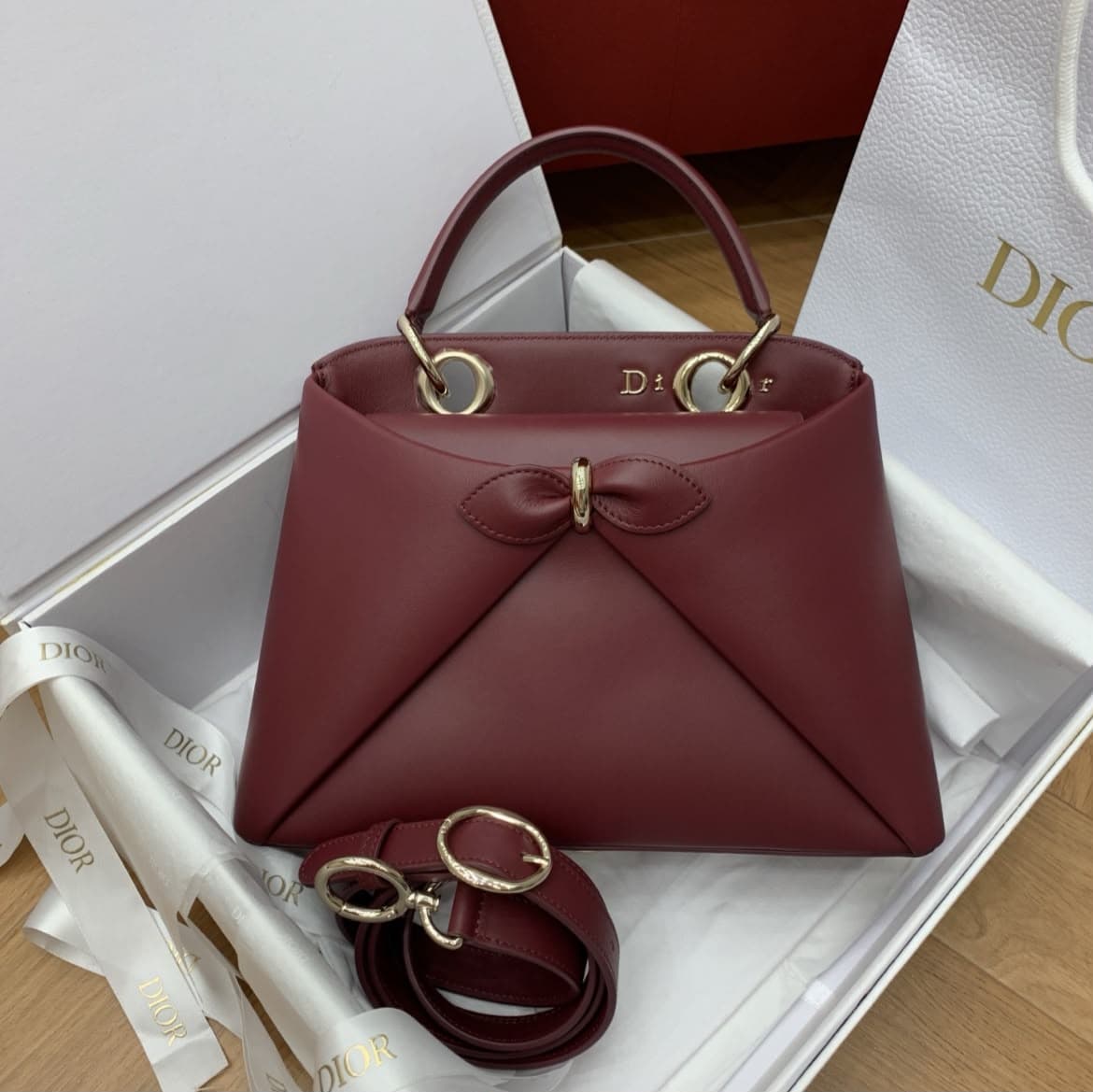 DIOR CIGALE BAG. Size:33.5 × 23 × 10.5 cm — Bags