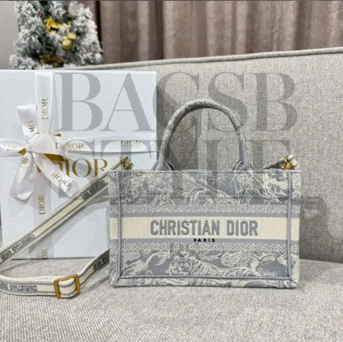 DIOR TOTE BOOK MINI GREY TIGER. Size Mini: Length 21.5 xHeight  13 x Width 7.5 cm / 8.5 x 5 x 3 inches — Bags