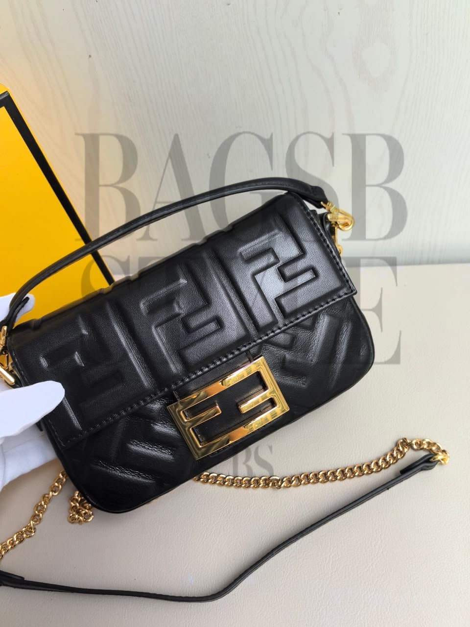 FENDI BAGUETTE MINI 8BS017AT57F15ZW (20*13*5cm) — Bags