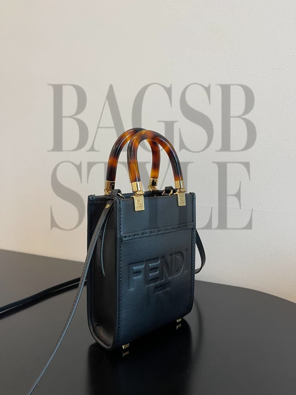 FENDI VERTIGO MINI SUNSHINE SHOPPER 8BS051 (18*13*6.5cm) — Bags