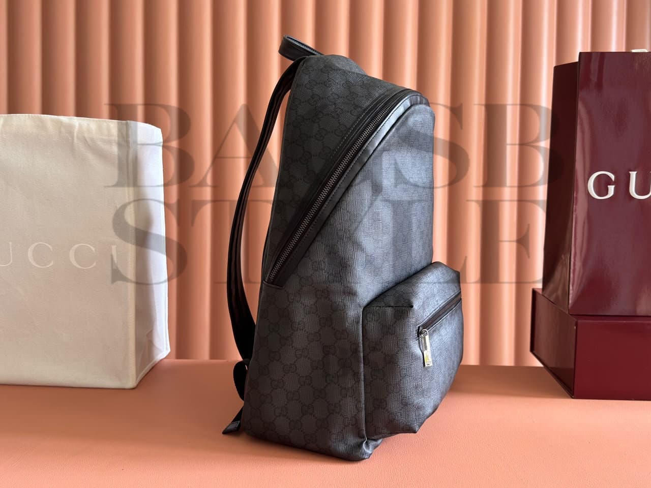 GUCCI ESSENCE CLASSIC MEDIUM BACKPACK A0020S (45*34*17cm) — Bags