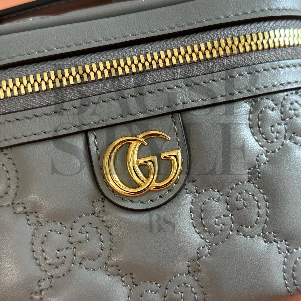 GUCCI GG MATELASSÉ TOP HANDLE MINI BAG 723770 (16*10.5*5cm) — Bags