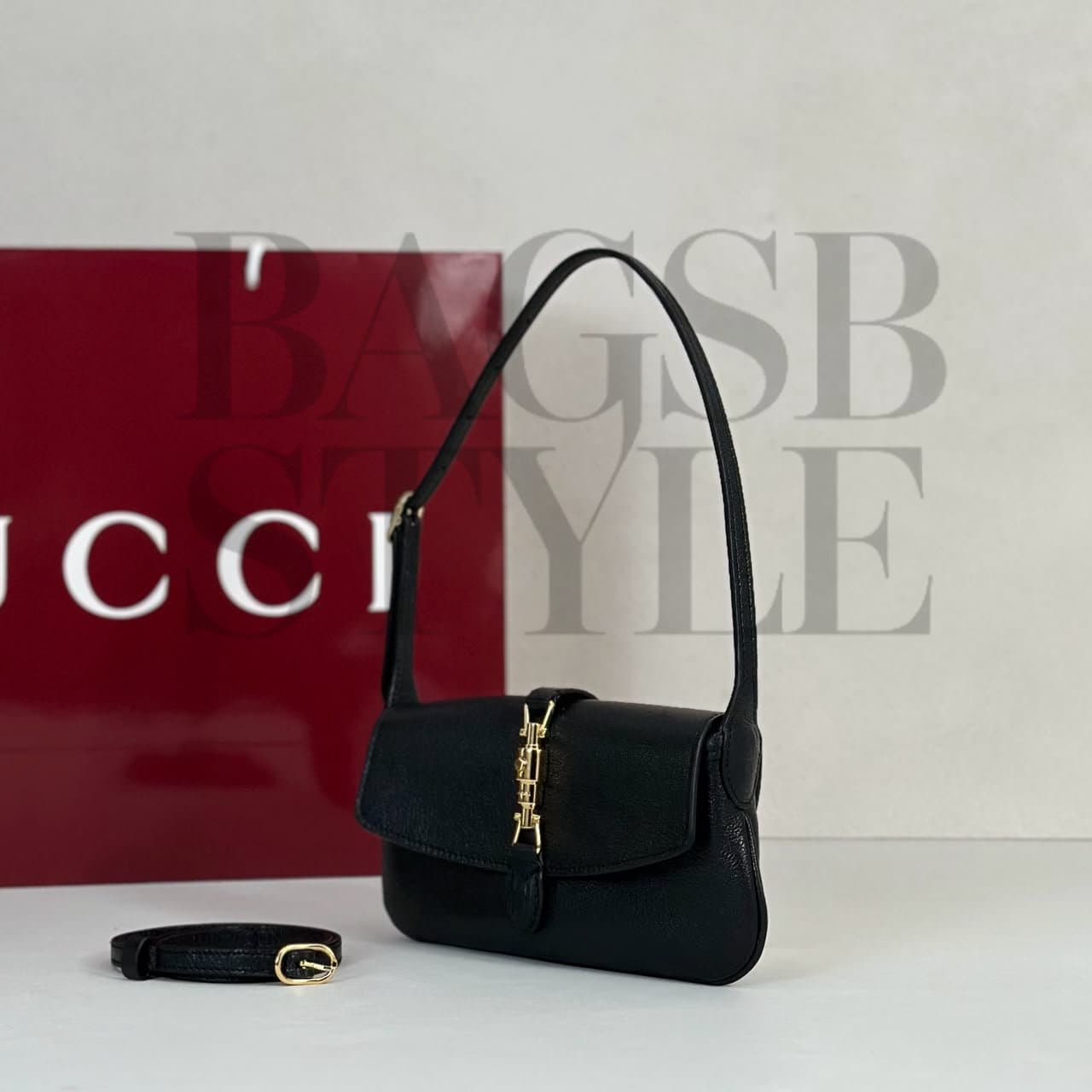 GUCCI JACKIE SMALL SHOULDER BAG 867156 (21.5*11.5*2cm) — Bags