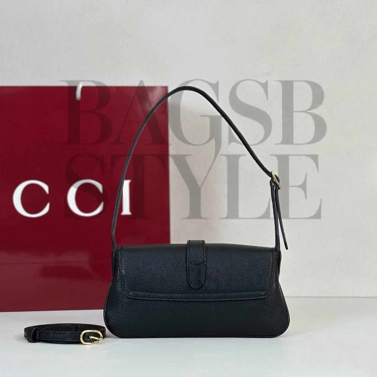 GUCCI JACKIE SMALL SHOULDER BAG 867156 (21.5*11.5*2cm) — Bags