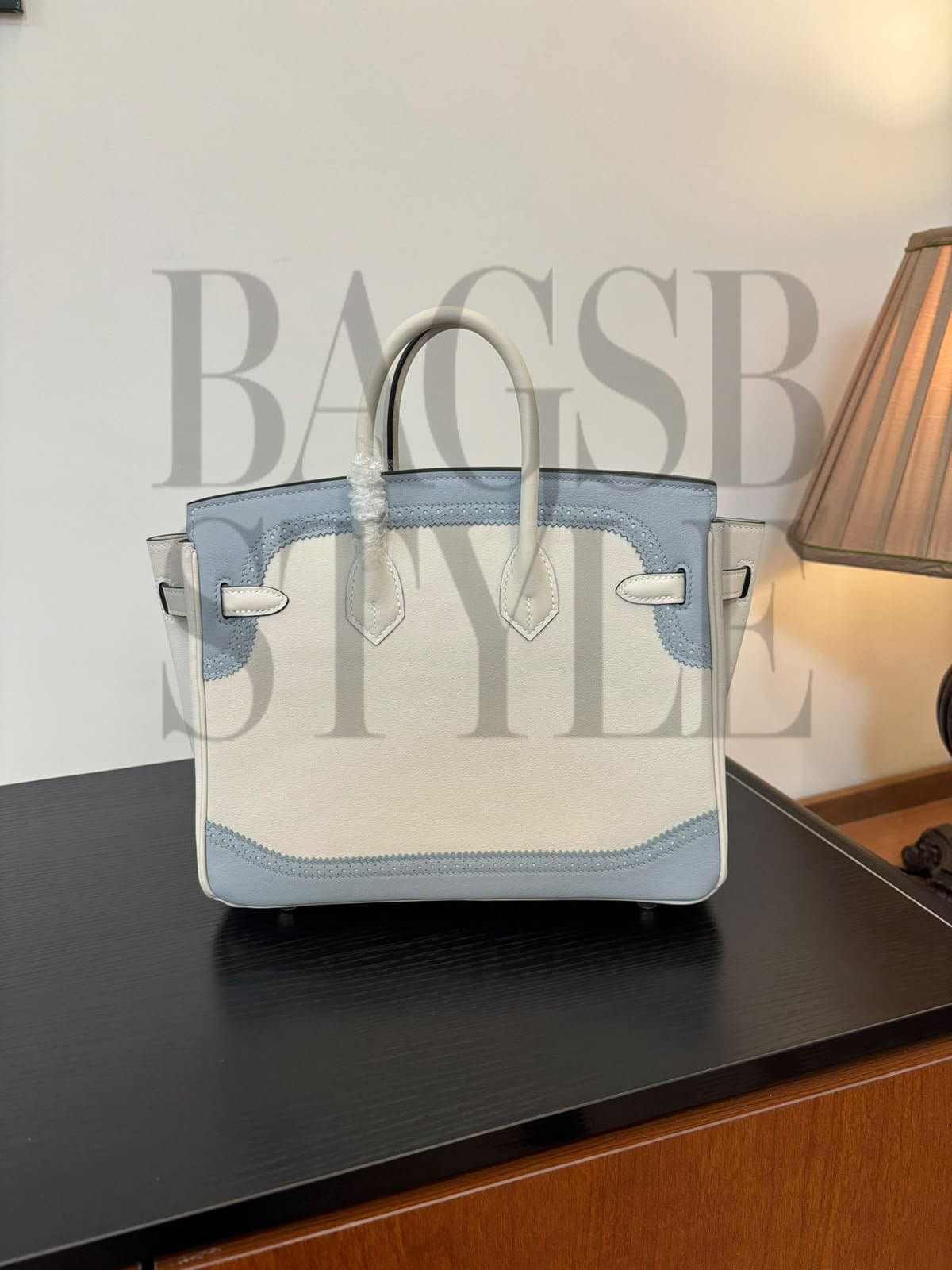 HERMÈS MASTER BIRKIN 25 BLEU BRUME (25 × 20 × 13 cm) — Bags