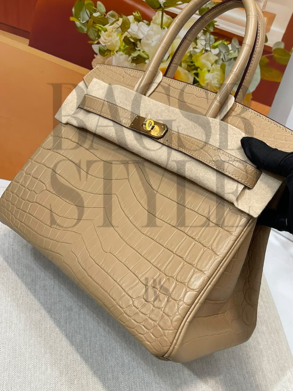 HERMÈS MASTER BIRKIN 25 SELLIER VANILLA MATTE ALLIGATOR GOLD (25*20*13cm) — Bags