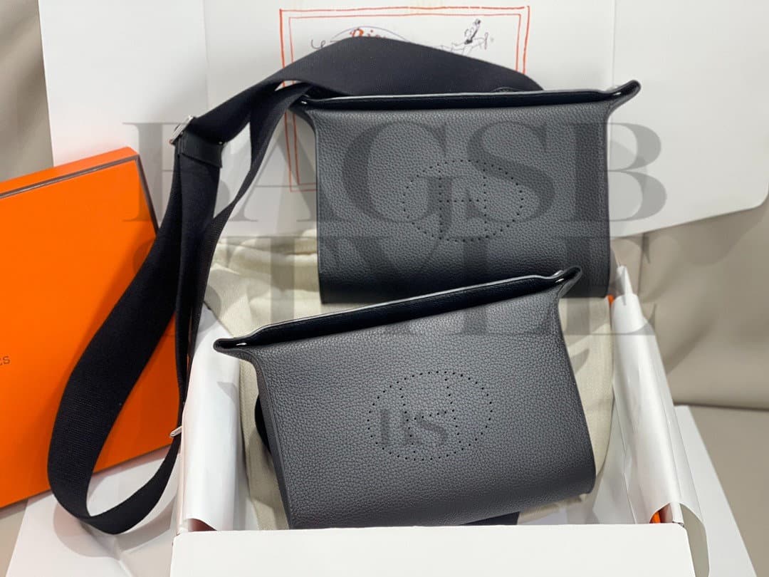 HERMÈS MASTER VIDEPOCHES BAG H086279CK89 (27*14*4cm) — Bags