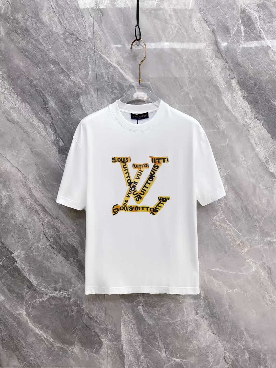 Louis Vuitton 2026 Premium Crew Neck T-Shirt – High-Quality Unisex Luxury Cotton Tee — Clothes