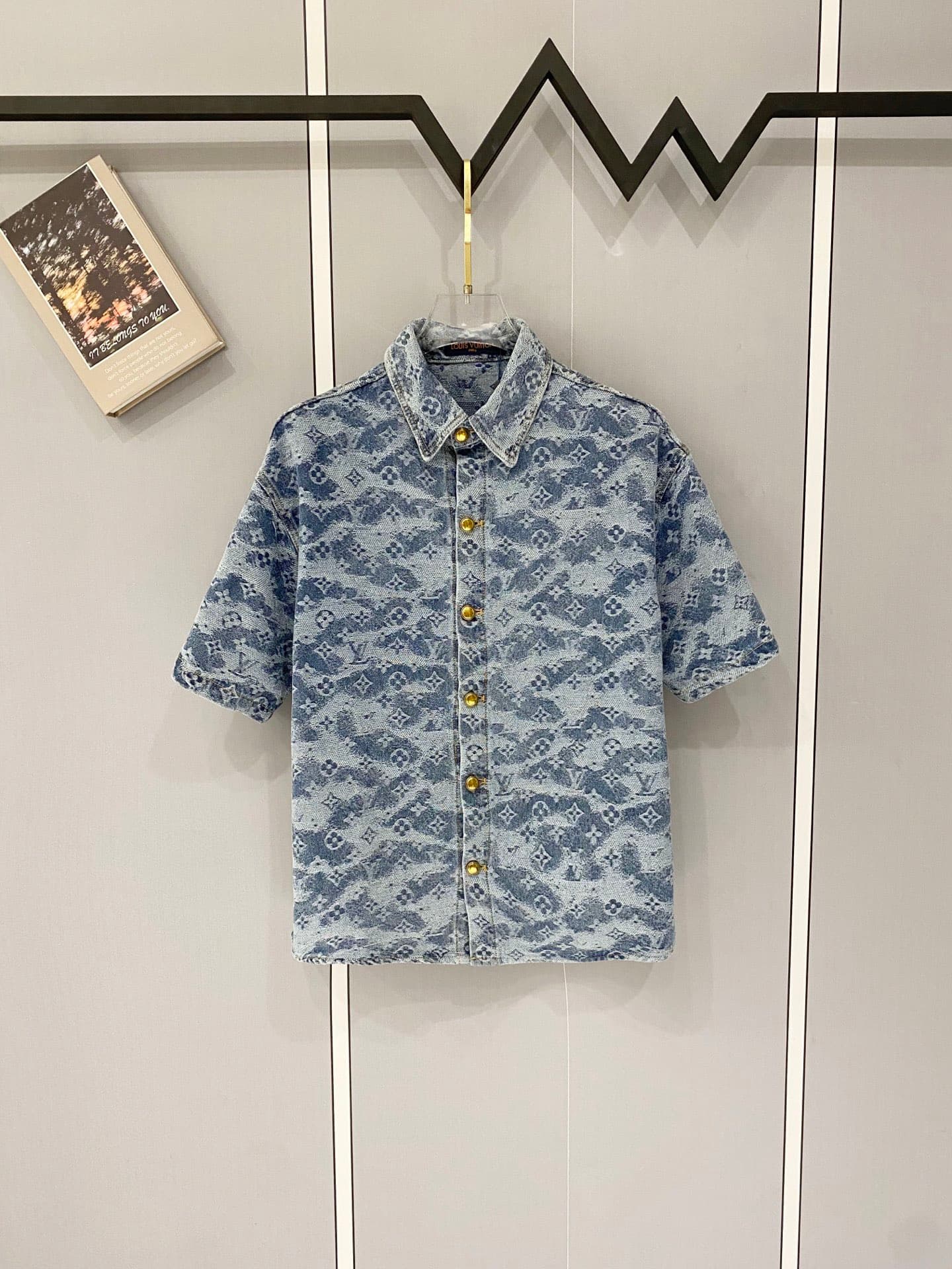 Louis Vuitton 2026SS Monogram Jacquard Denim Set – Premium Washed Grey Unisex Shirt & Shorts — Clothes