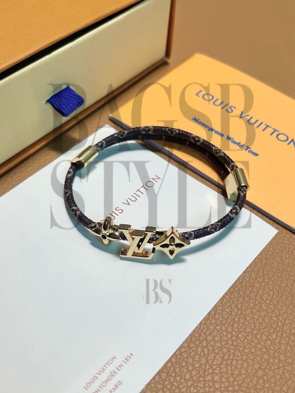 LOUIS VUITTON LV ICONIC & PADLOCK BRACELET M8807Z — Accessories
