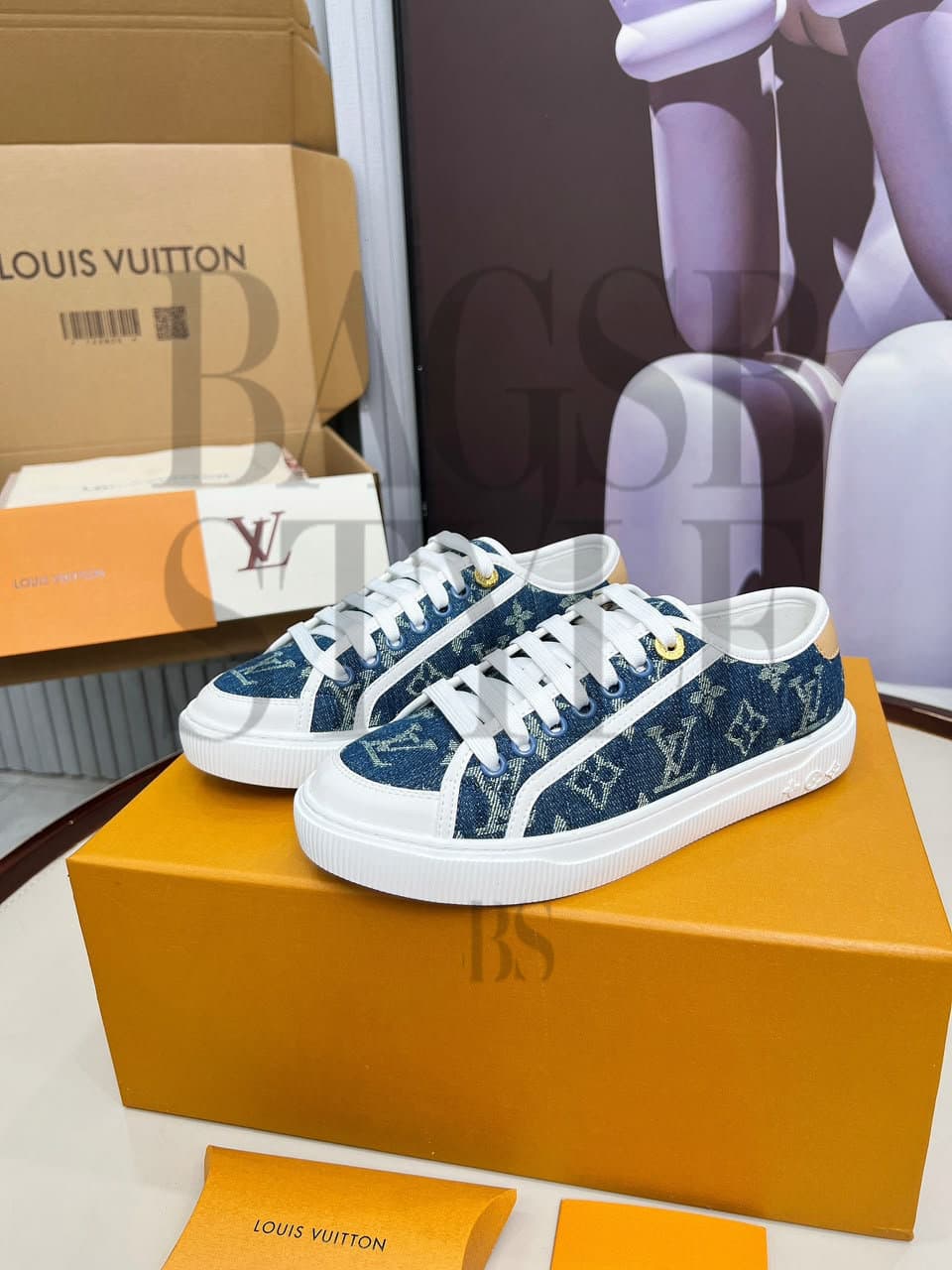 louis Vuitton Lv Lagoon Sneaker