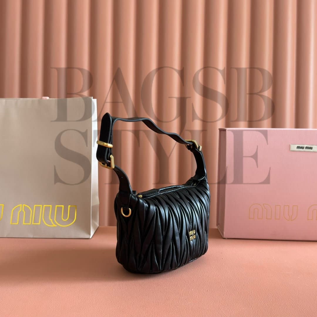 MIU MIU MATELASSÉ TOTE BAG NE026 (15*8.5*8cm) — Bags