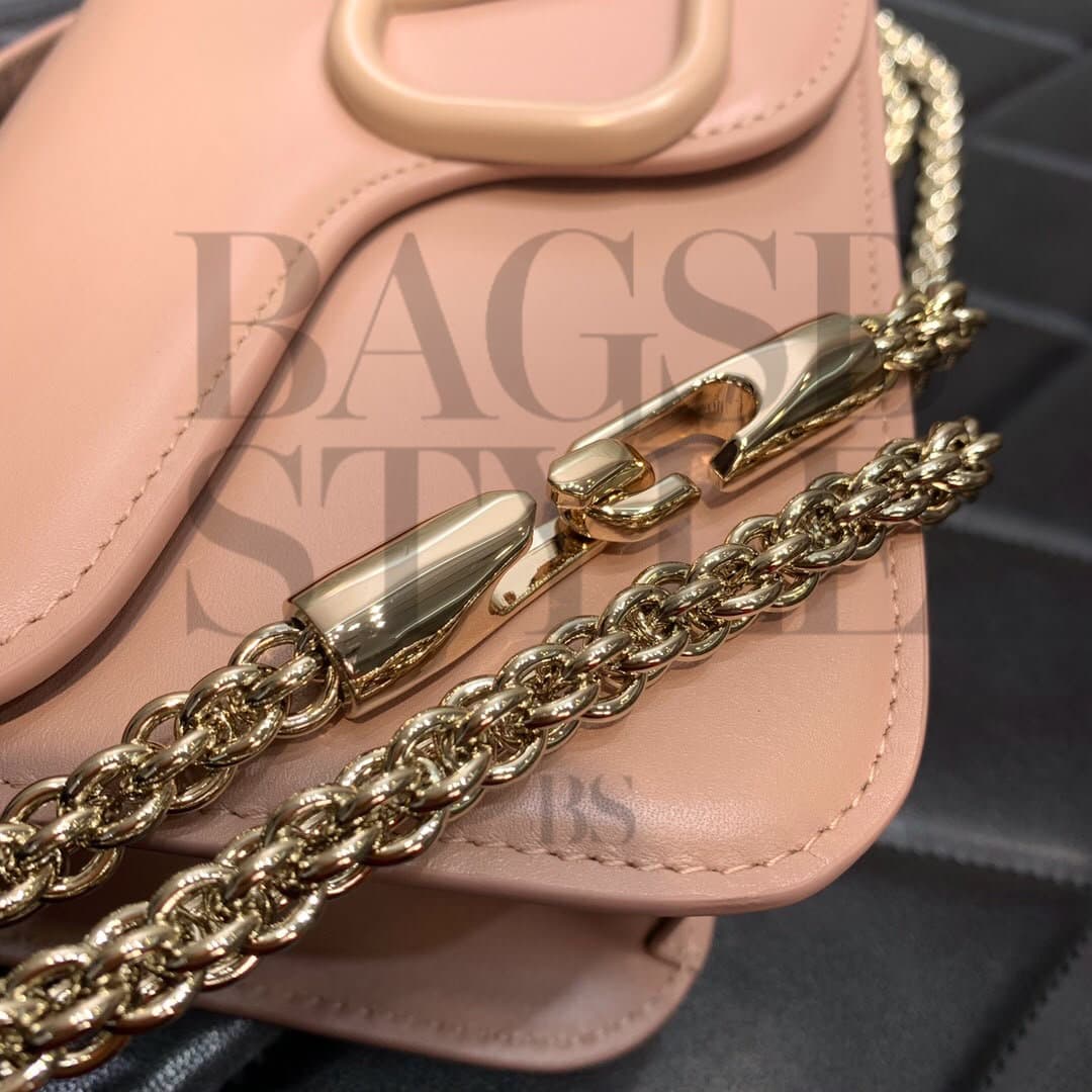 VALENTINO GARAVANI LOCÒ CALFSKIN SHOULDER BAG 5W2B0K30IYS_GF9 (27*13*6cm) — Bags