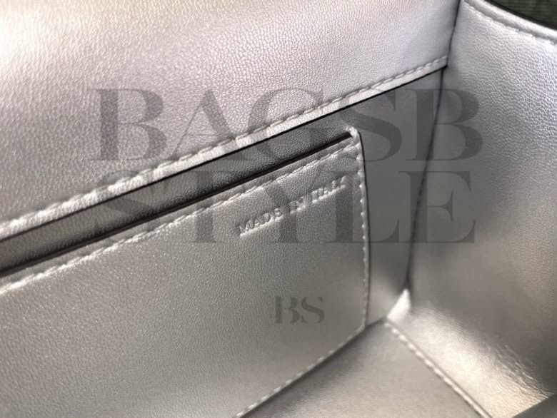 VALENTINO GARAVANI MINI LOCÒ (27*13*6cm) — Bags