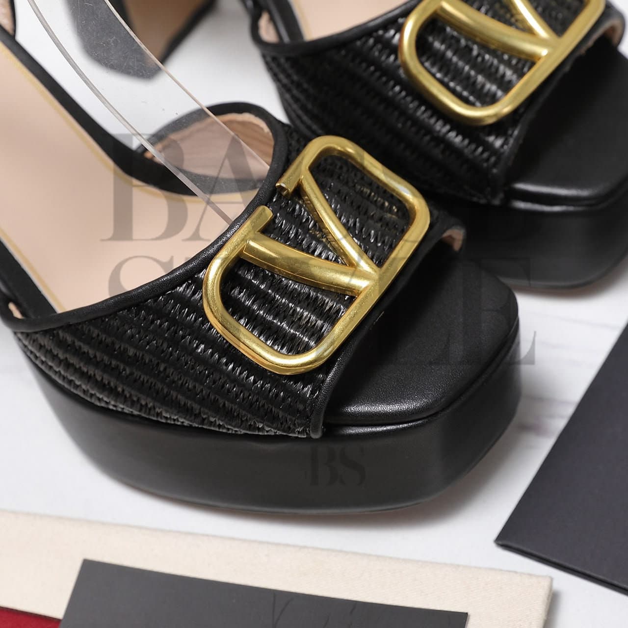 valentino Garavani Vlogo Chunky Heel Platform Sandals