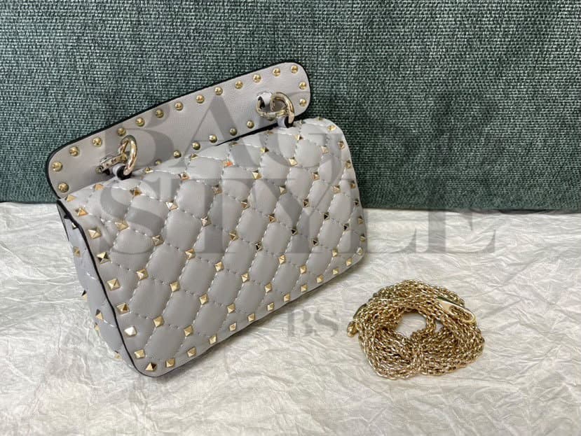 VALENTINO SMALL NAPPA ROCKSTUD SPIKE BAG 5W2B0123NAPI18 (20*11.5*5cm) — Bags