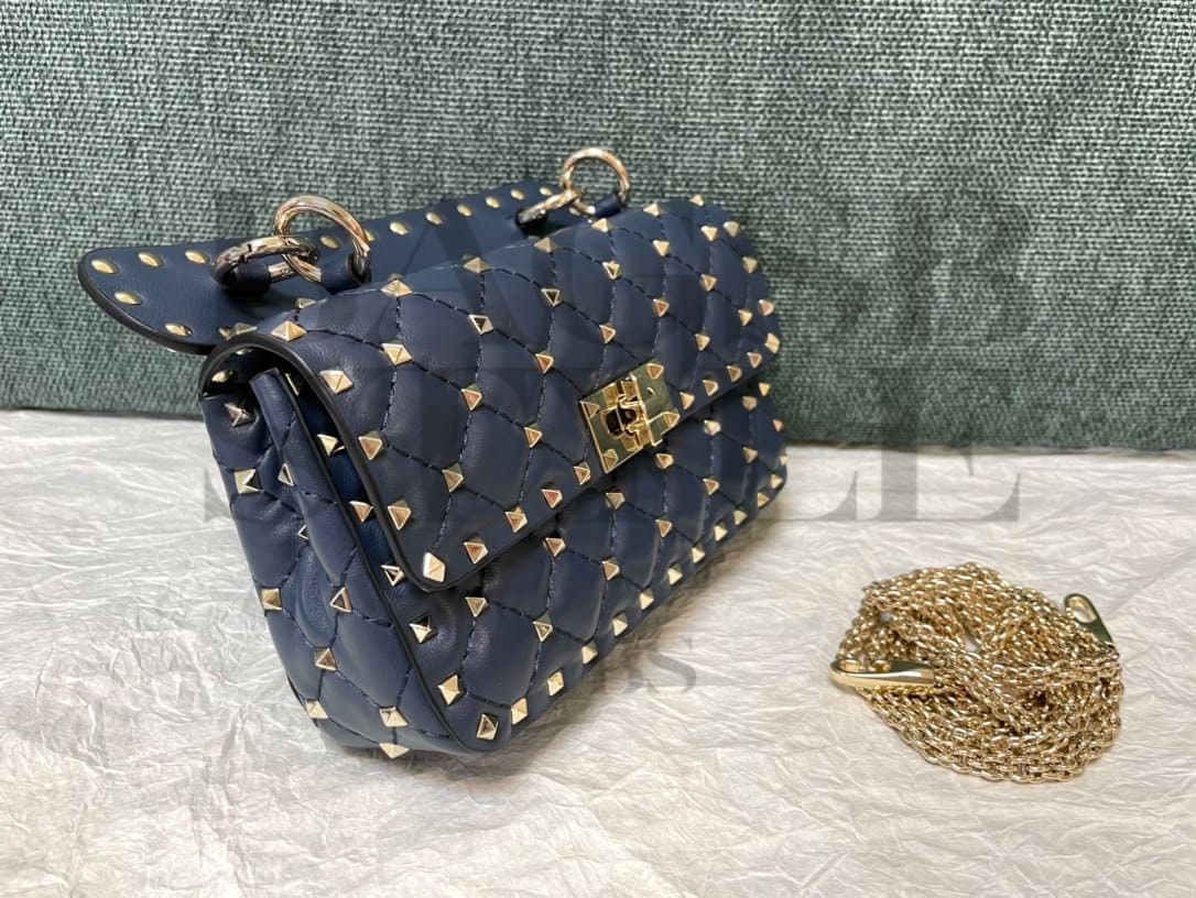 VALENTINO SMALL NAPPA ROCKSTUD SPIKE BAG W2B0123NAPWU4 (20*11.5*5cm) — Bags