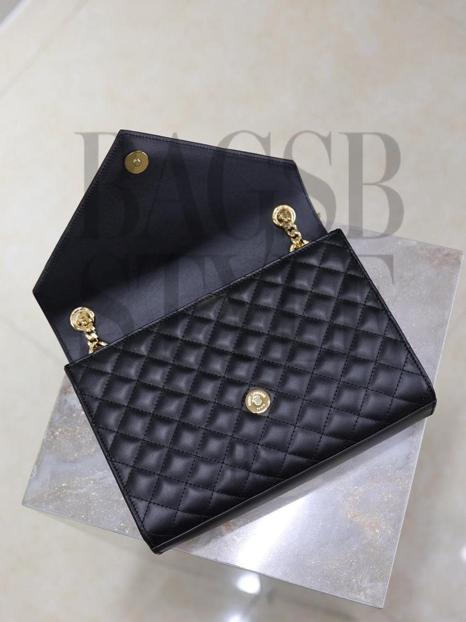 YSL ENVELOPE MEDIUM IN SMOOTH LEATHER 600185 (24*17.5*6cm) — Bags
