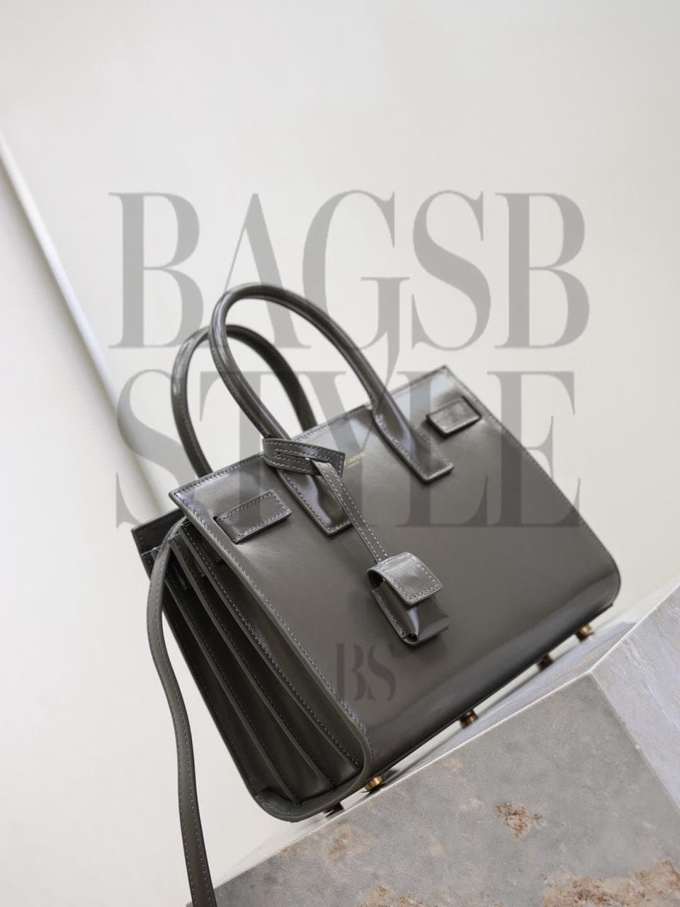 YSL SAC DE JOUR IN SMOOTH LEATHER – SMALL 37829902G9W1997 (32*25.5*15.5cm) — Bags