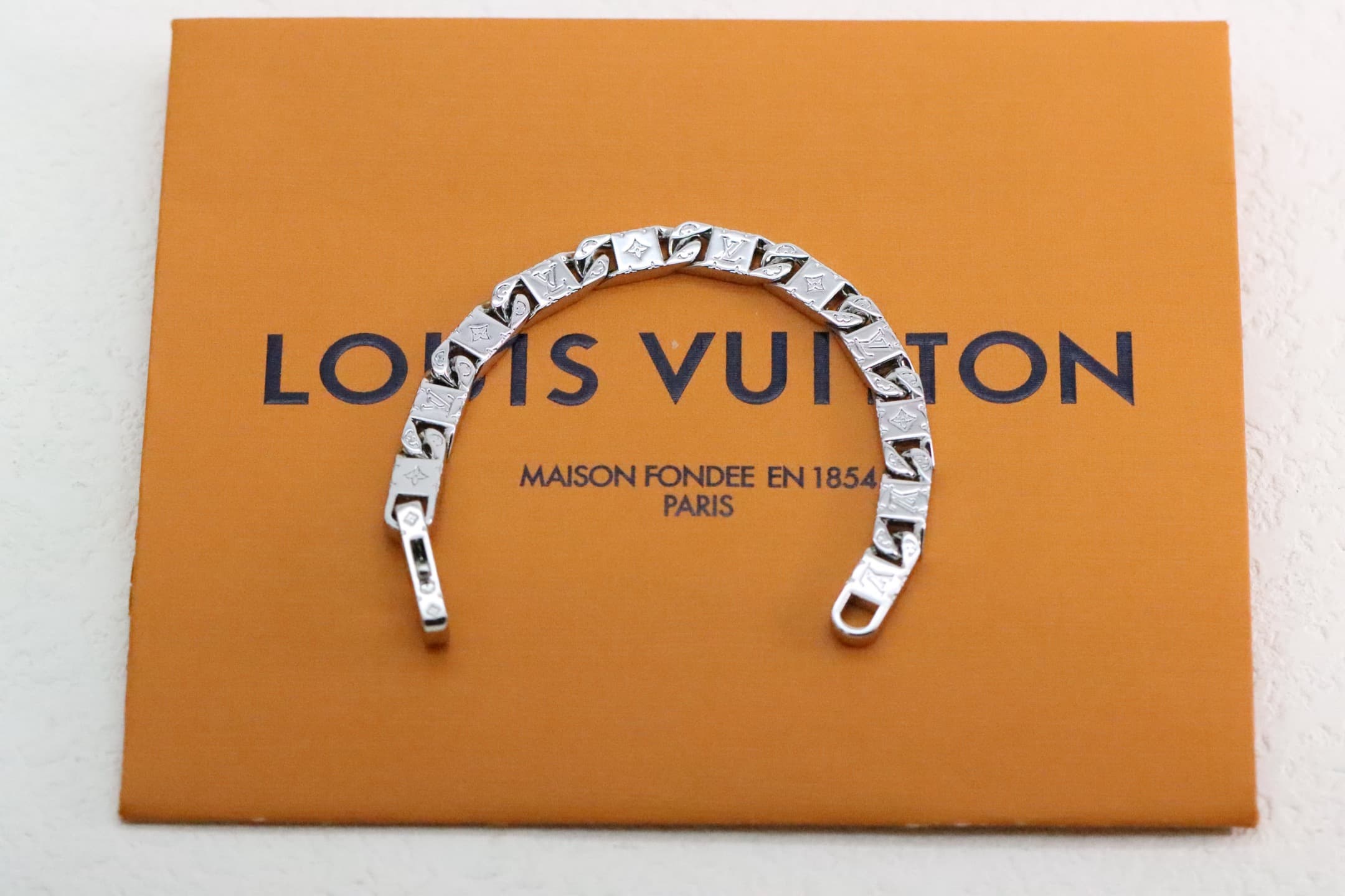 Louis Vuitton Silver Bamboo Cuban Couple Bracelet – Premium Luxury Designer Jewelry — Accessories